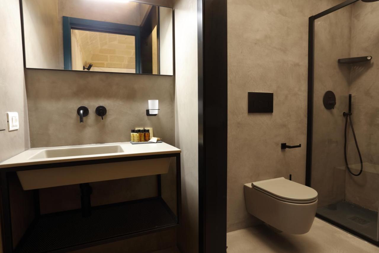 Mazzini Accommodation ฟาวีญานา ภายนอก รูปภาพ